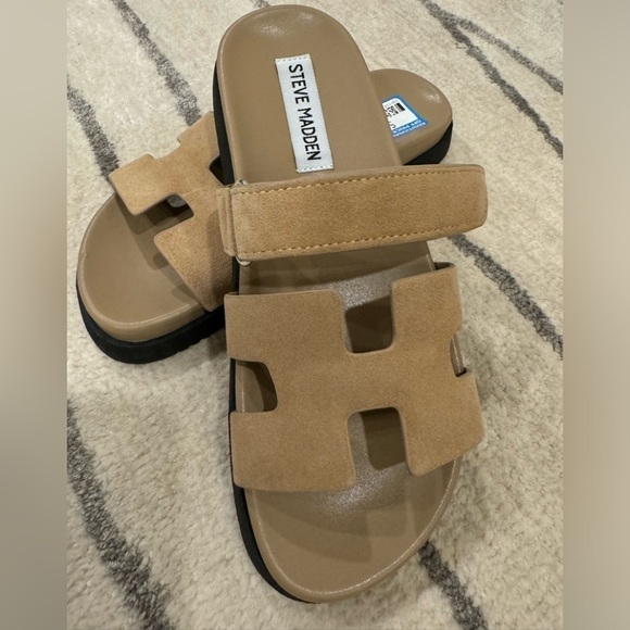 New - Steve Madden MAYVEN slides - Picture 1 of 5